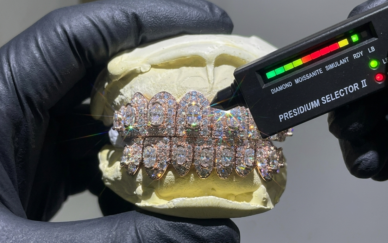 Iced Out Moon Rock Set One Size Fit All Grillz